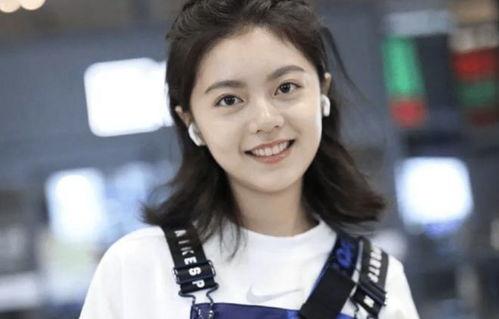 赵今麦有什么背景