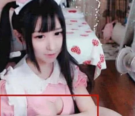 美女主播睡觉图片