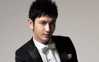 乔任梁吊着蛋蛋的照片